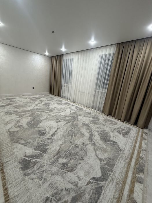 Курмангазы 1а . 2 ком кв .