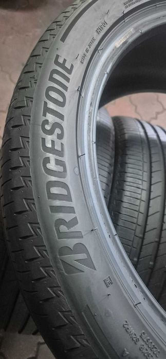 anvelope  Bridgestone 215/45/18
