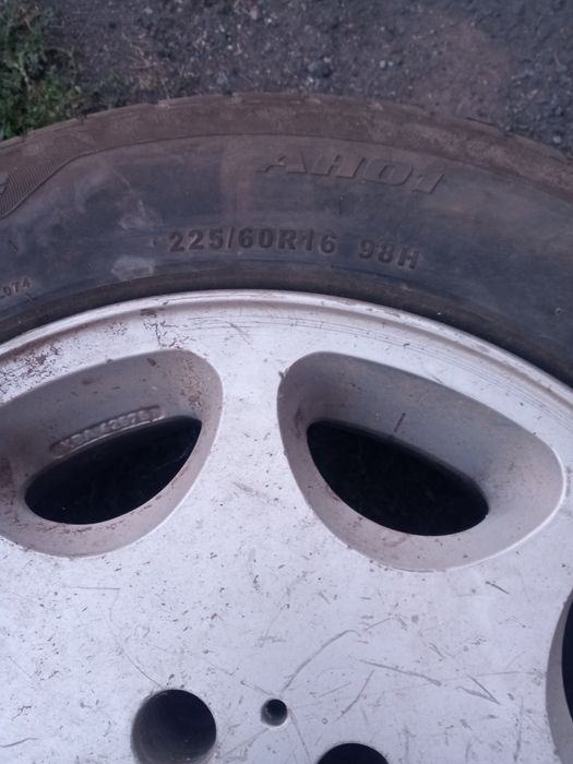 Продам один диск на Мерседес оригинал