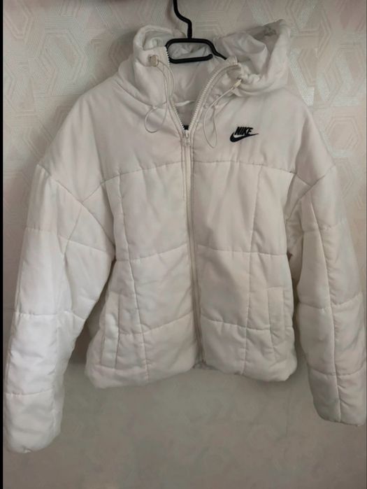 Geaca nike femei