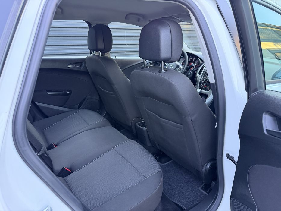 Opel Astra J 2.0 Diesel Automata 2013