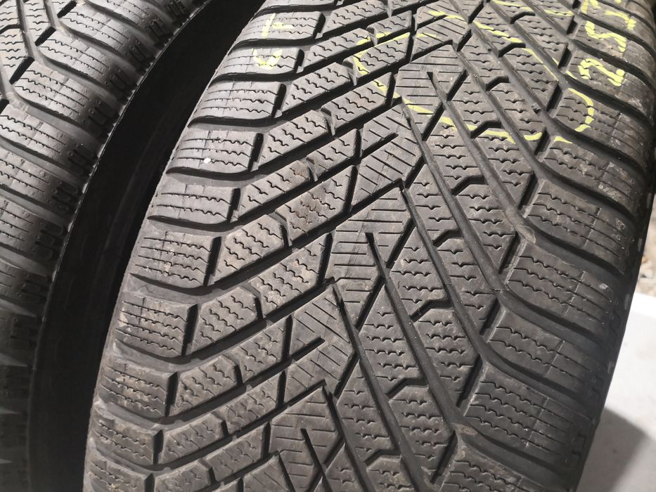 Гуми втора употреба 255 40 21 Pirelli dot 22 4 броя