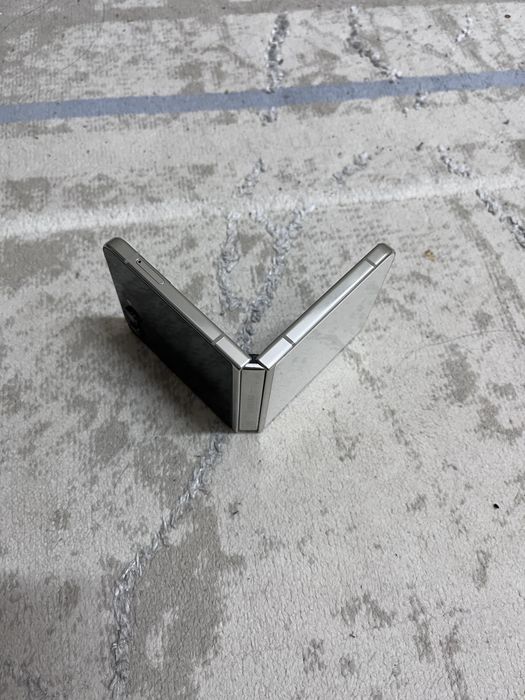 Samsung Galaxy Z flip 5