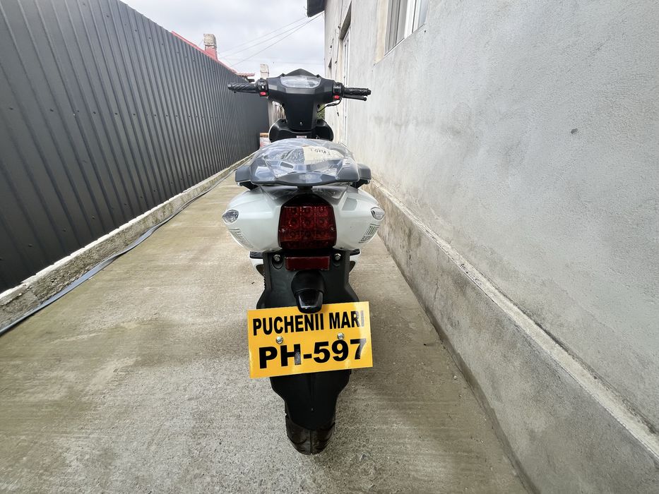 Vand scuter Mirage electric