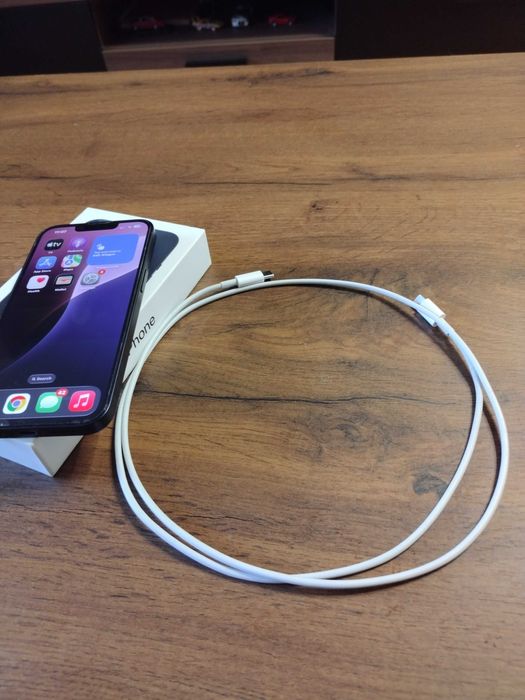 IPhone 13  128 GB iOS 26.5