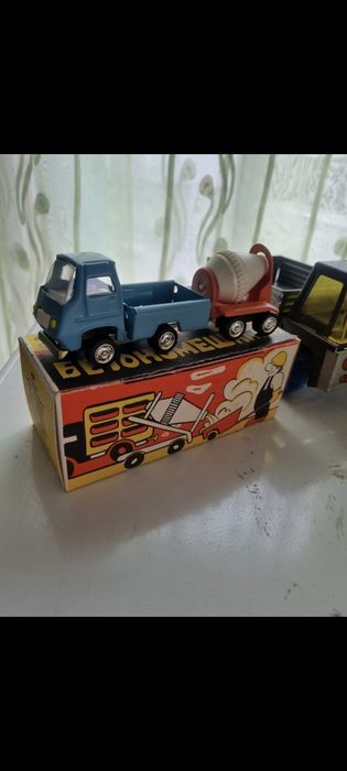 Продам коллекция машинки ссср