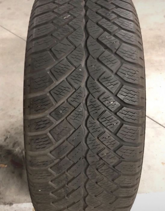 Roată cu anvelopă de iarnă Semperit 205/55 R16 Second Hand