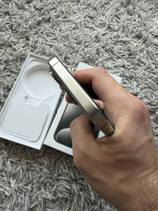 iPhone 15 pro 256 Gb