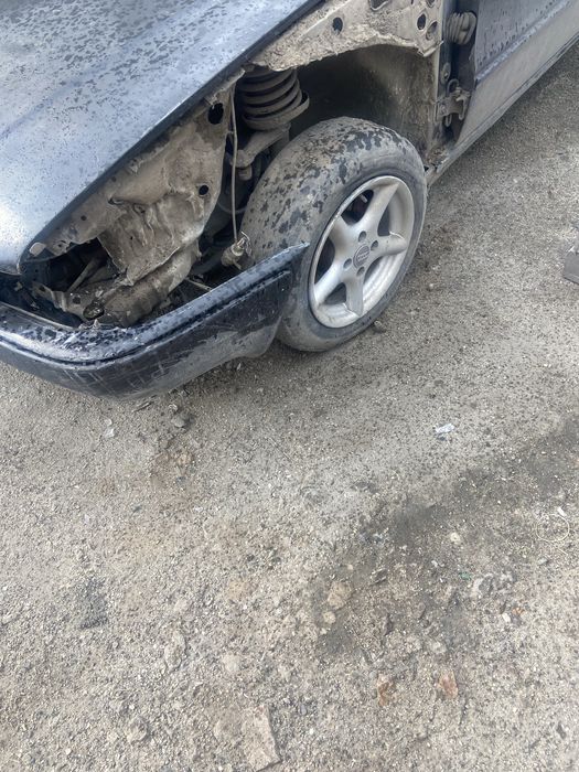 Срочно продам Ауди 80 б 4