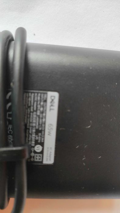 Продавам оригинални зарядни dell 90вата 19.5v 4.62A