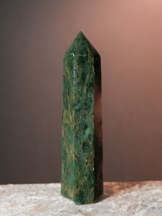 Гранат Шунгит Терахерц Чароит Хризокола Родохрозит Рубин Малахит Кварц