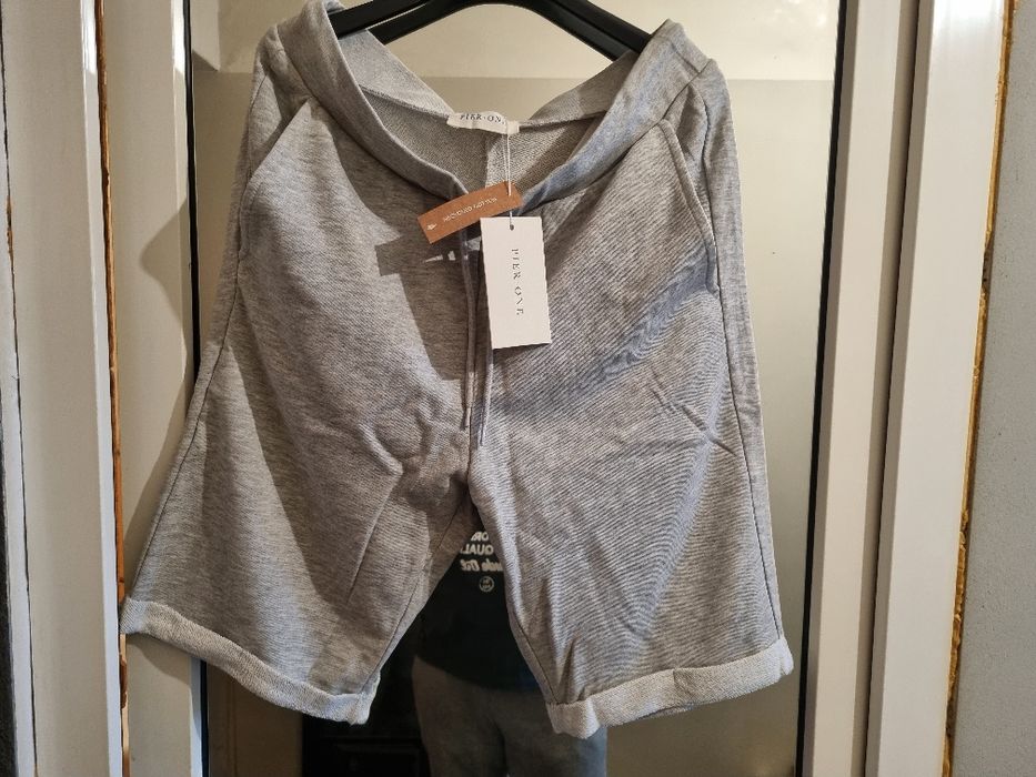 Pantaloni scurti Pier One, barbati. Marimea M. Noi.