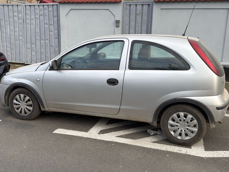 Opel corsa c 2004