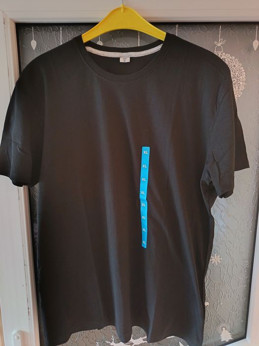 Tricou negru simplu barbatesc