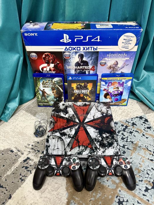 Ps 4 slim 500 GB + 2 геймпада и с играми