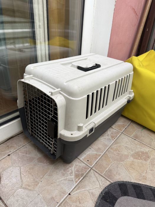 Cușcă transport câini și pisici Karlie Nommand S 60x40x40 cm gri-alb