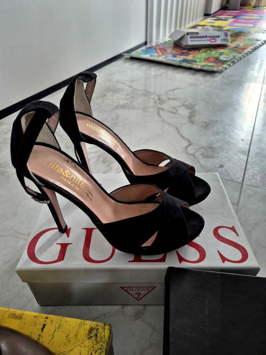 Обувь отдам. Самовывоз