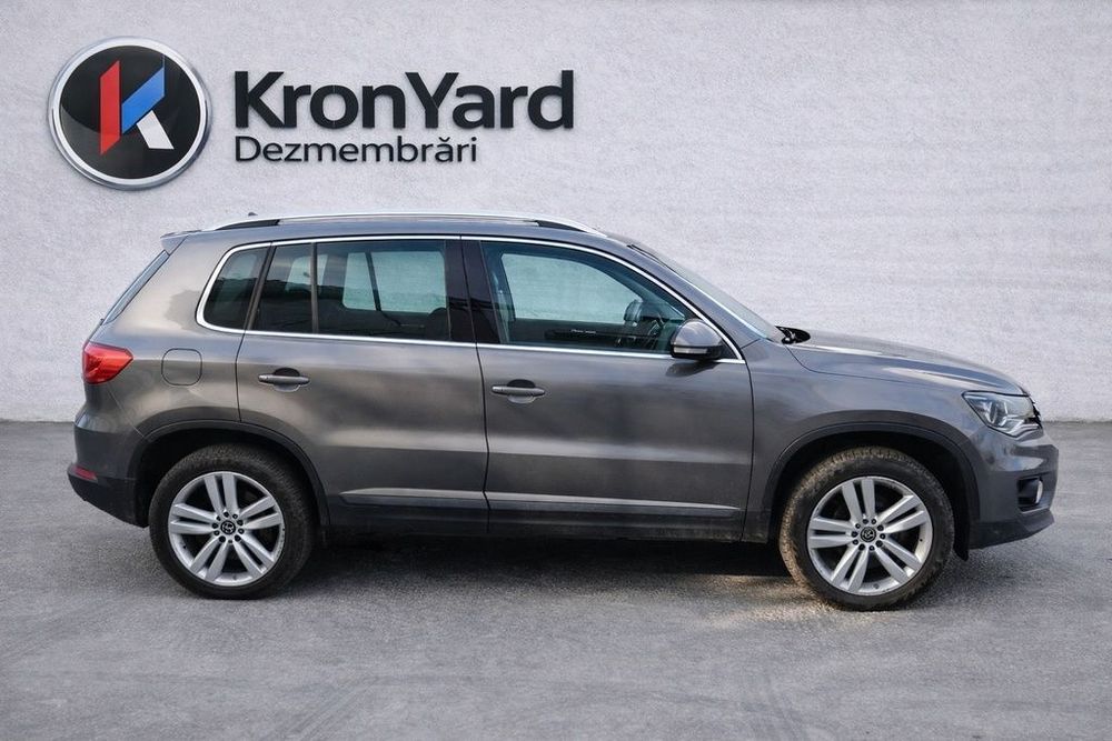 Dezmembrari  Dezmembrez  Piese  Volkswagen VW Touareg 7P 3.0 TDI 2010 - 2014  CASD