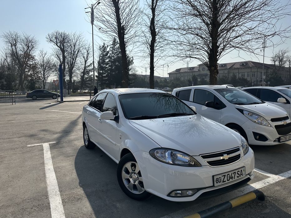 Jentra avtomobili zoʻr