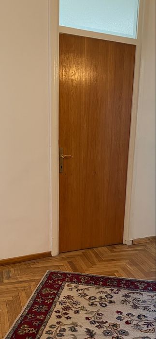 2 usi de interior in stare foarte buna