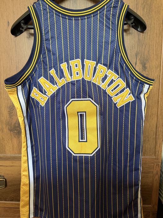 NBA Потник Haliburton M Размер
