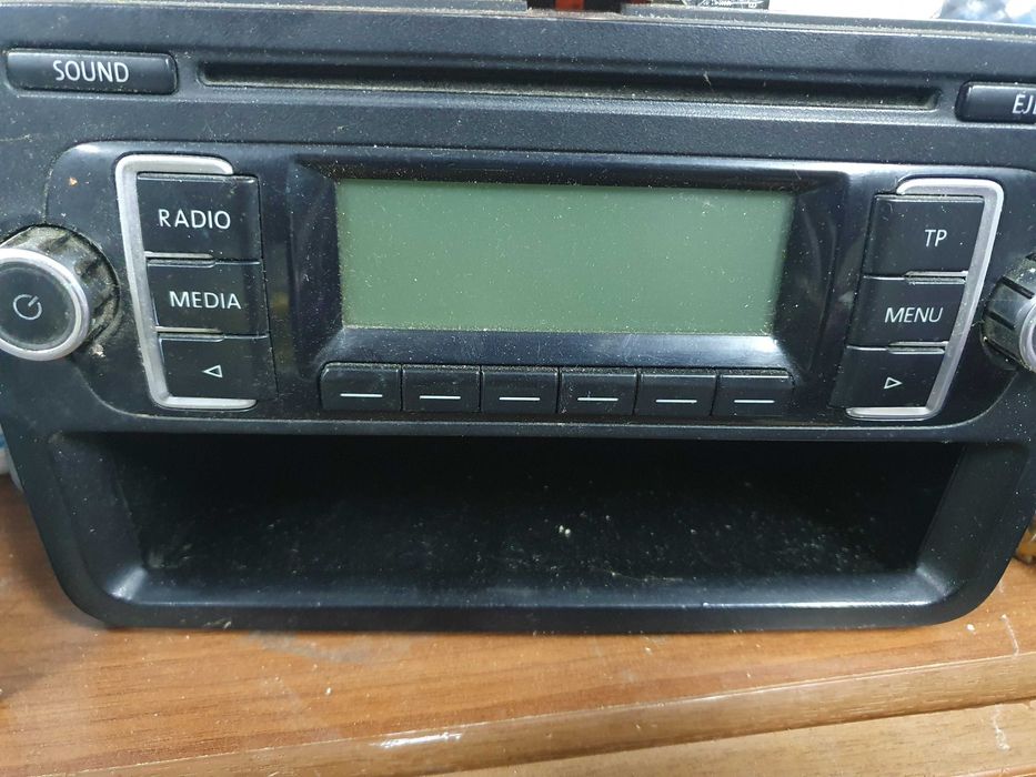 Оригинално радио от vw caddy