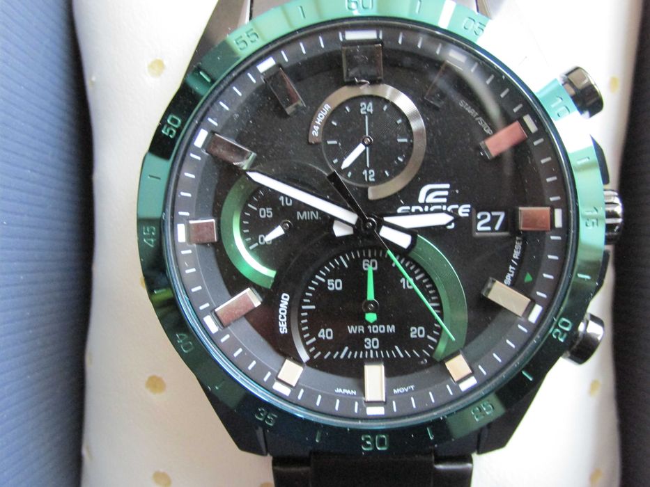 Casio EFR-571DC-1AV EDIFICE 100M Касио като нов