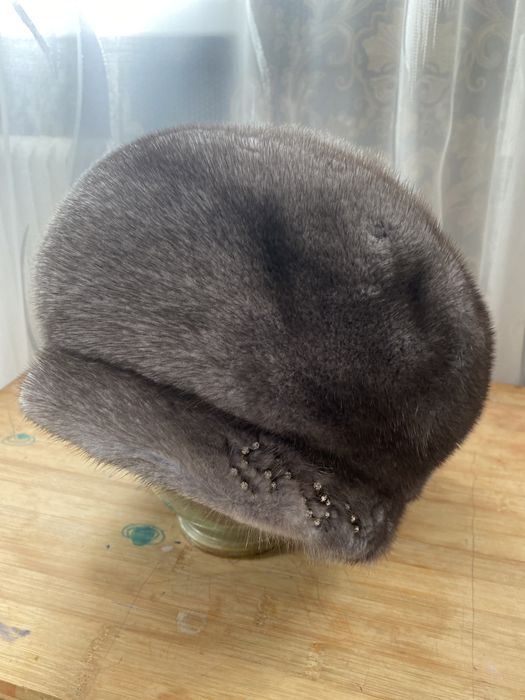 Продам берет норковый