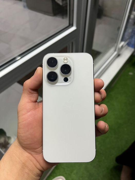 Продам IPhone 15 Pro 128GB