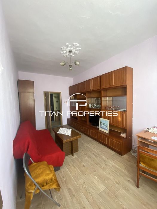 Дава се под наем Тристаен апартамент в Бургас, Център - 60 кв.м за 408 € - Снимка #2