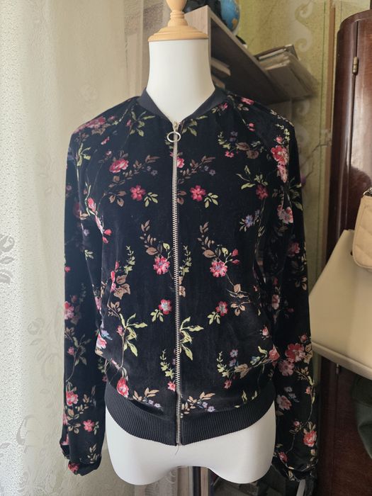 Hanorac floral catifelat Atmosphere made in Romania