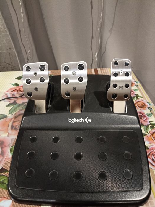 Продам игровой руль