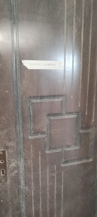 Продам деревянные двери