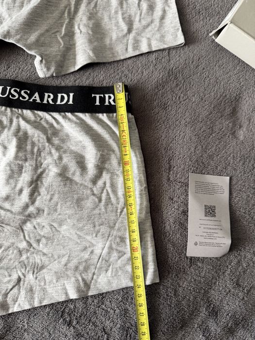 Trussardi set 2 boxeri barbatesti gri cu banda elastica neagra mărimea L noi originali