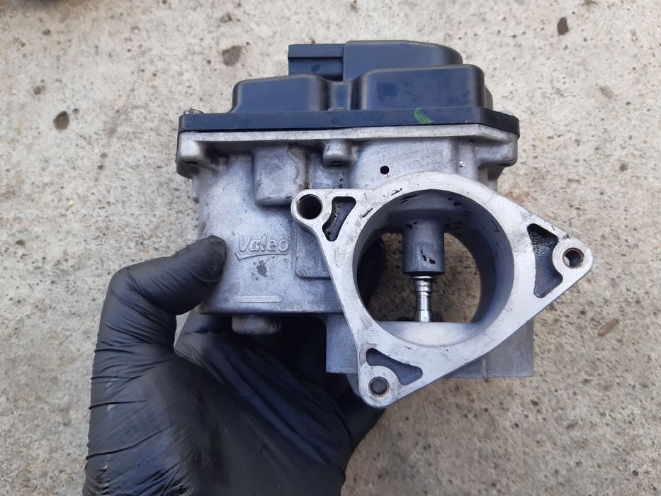 Clapeta accelerație / EGR audi a6 c6 4f / AUDI a4 b8 2.0 tdi motor CAG