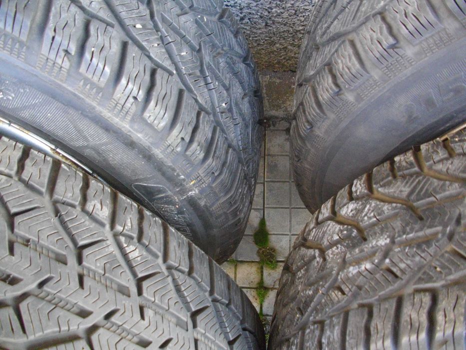 4бр. зимни 215/65/16 с железни джанти  5x114,3 дачия дъстър,нисан,опел