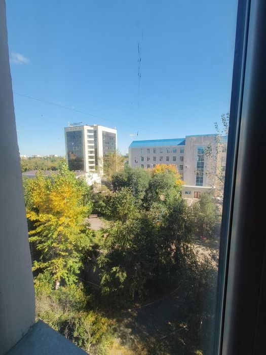 2-х ком.квартира, район ЦУМа, 1 школы