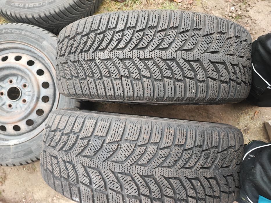 Cauciucuri pt iarna 205/55/16