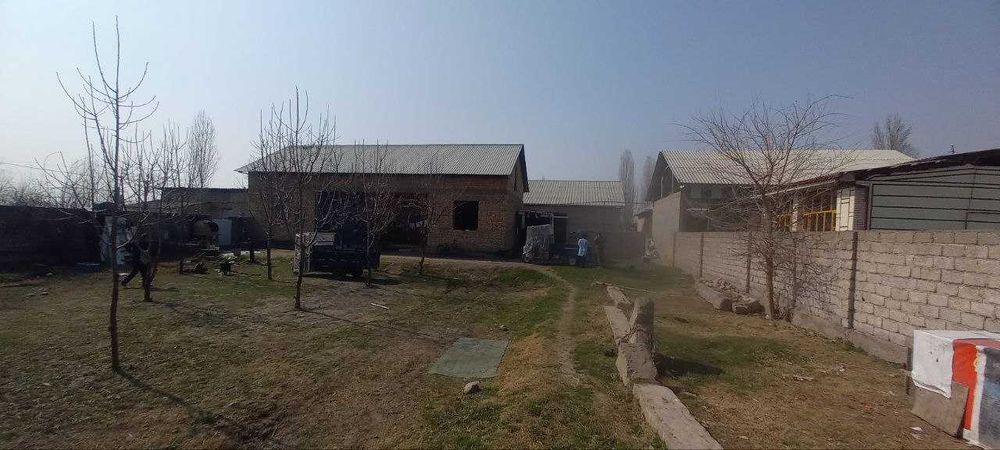 Участка сотилади 8 сотих Юкоричирчик тумани