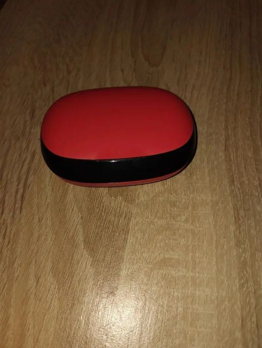 Нови Спортни слушалки, вграден  микрофон, дълъг живот на батерията