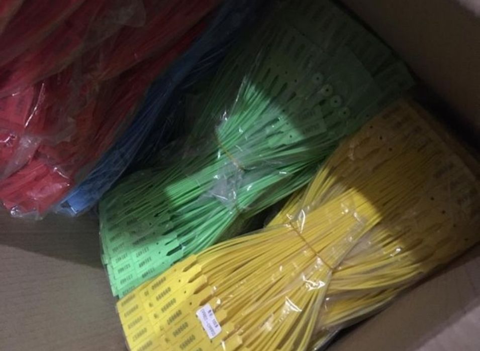 Продам пломбы                .