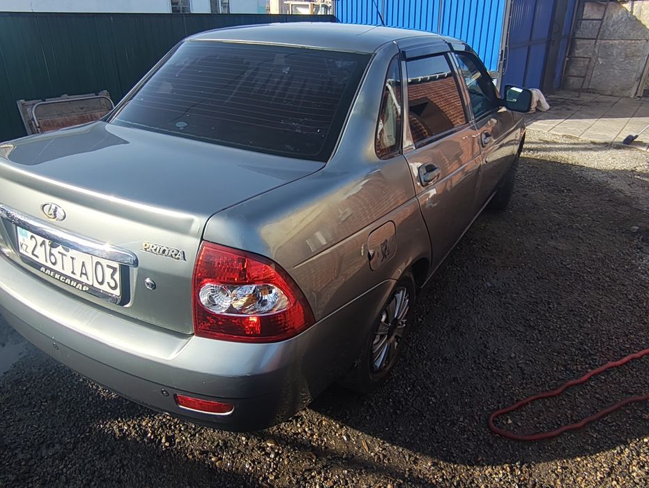 Продам приору 2012 года