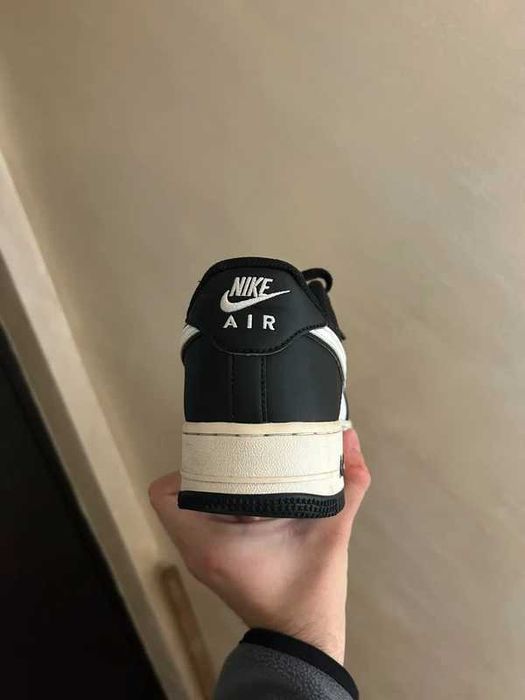 Nike Air Force 1 Low “Panda”