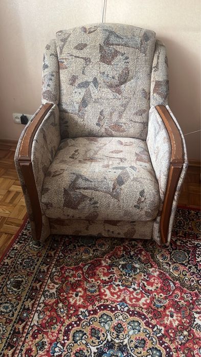 Отдам даром мебель!