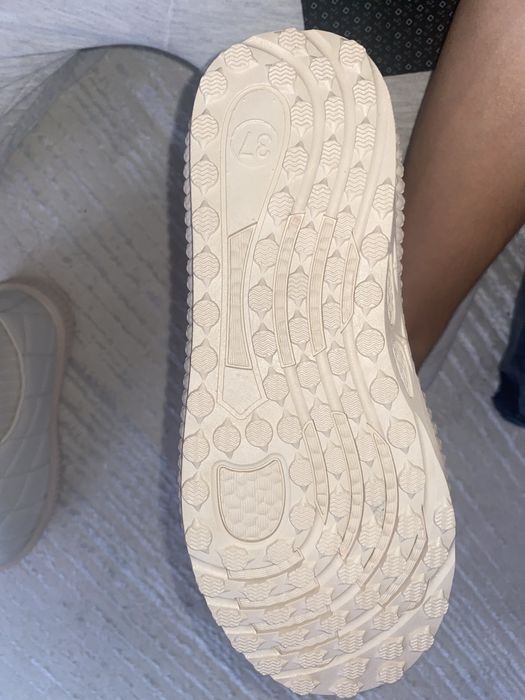 Продам Зимнюю обувь