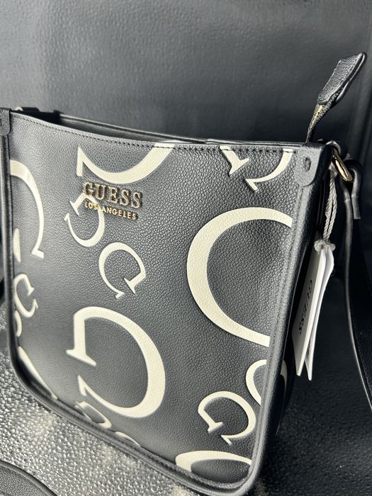Poseta de dama Guess noua cu eticheta