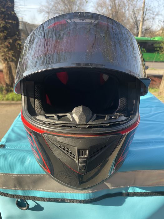 Продам шлем для курьера