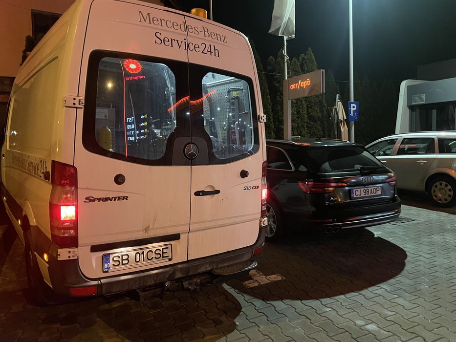 Mecanic auto la fata locului Service auto mobil