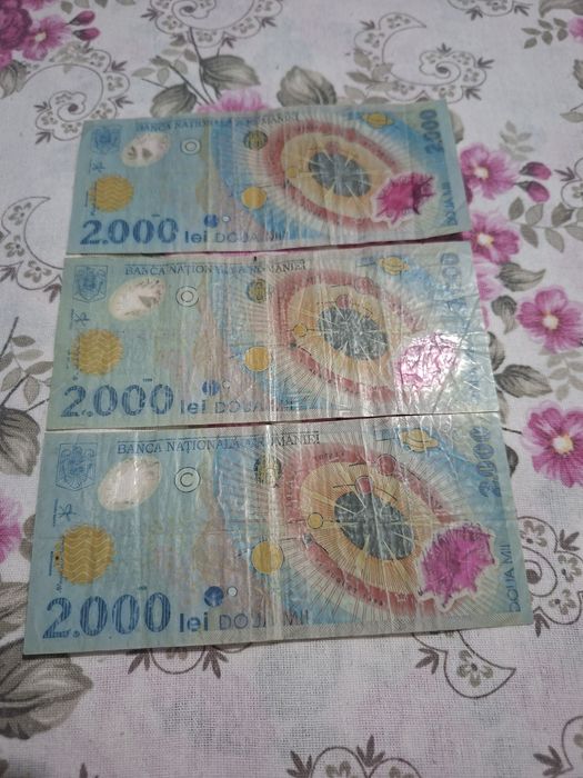 Vând 3 Bancnote Vechi