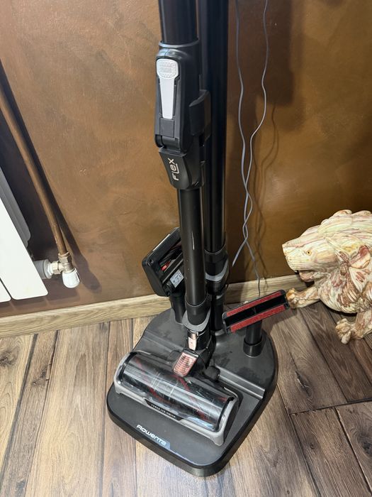 Вертикална прахосмукачка Rowenta X-Force Flex